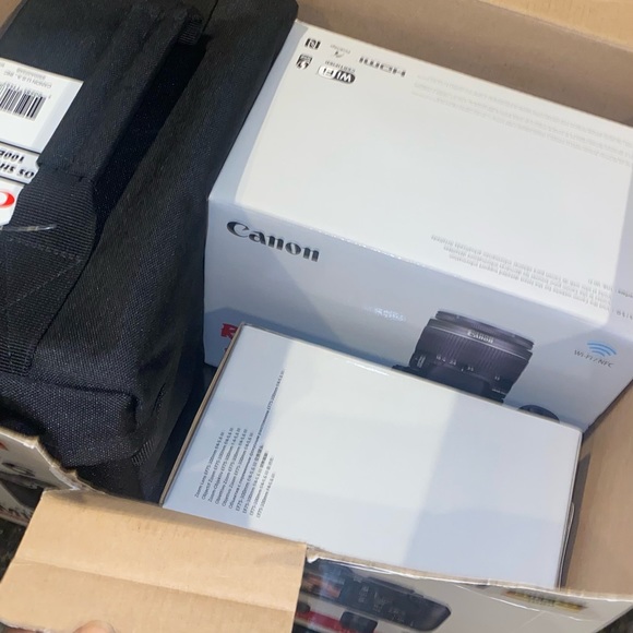 Canon EOS Rebel T6 DSLR Camera with EF-S 18-55mm f/3.5-5.6 IS II Lens - Picture 6 of 10